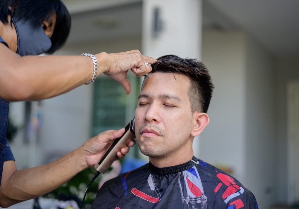 asian-man-making-haircut-and-salon-business-at-hom-2026-03-26-09-51-21-utc-1-scaled.jpg